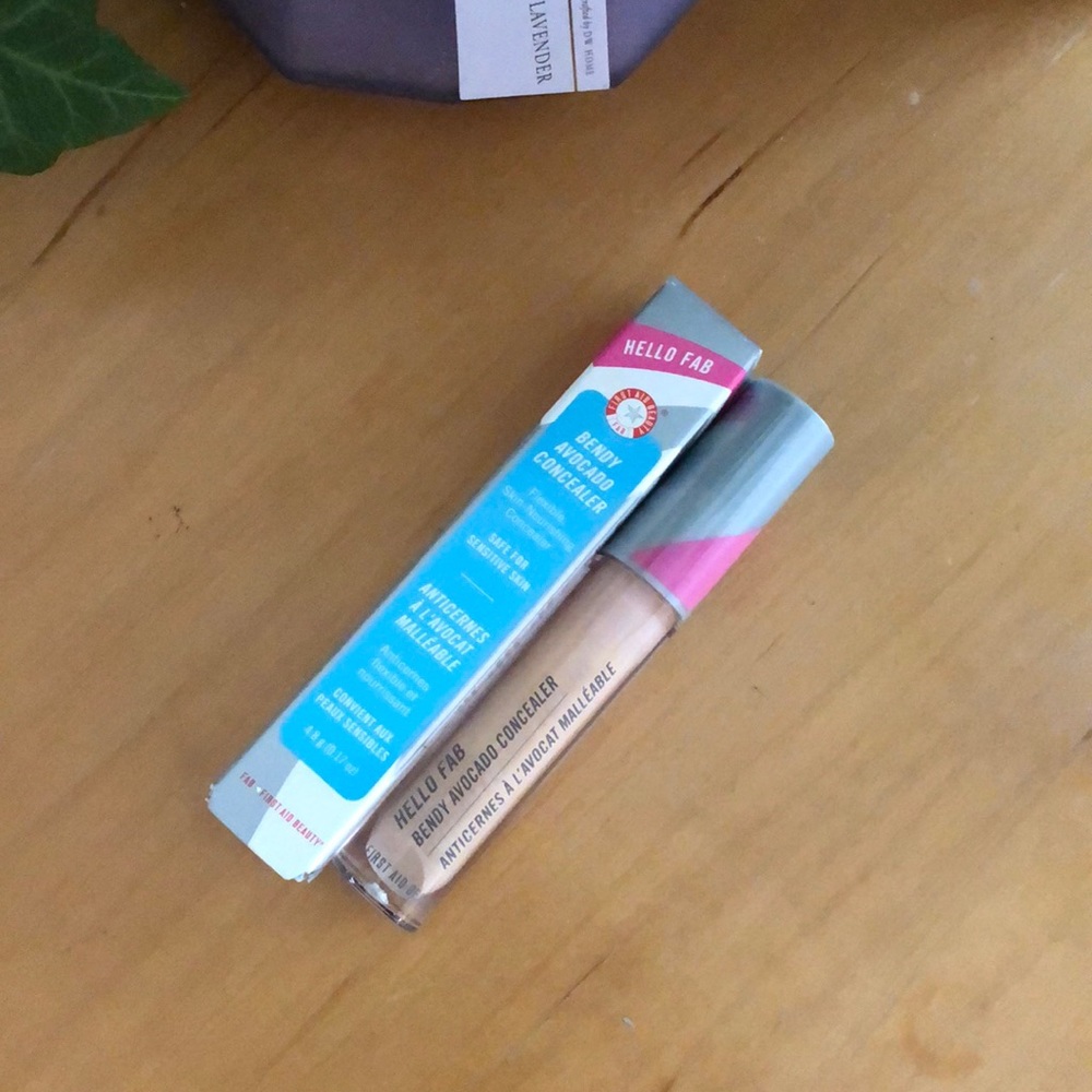 Hello Fab Bendy Acocado Concealer